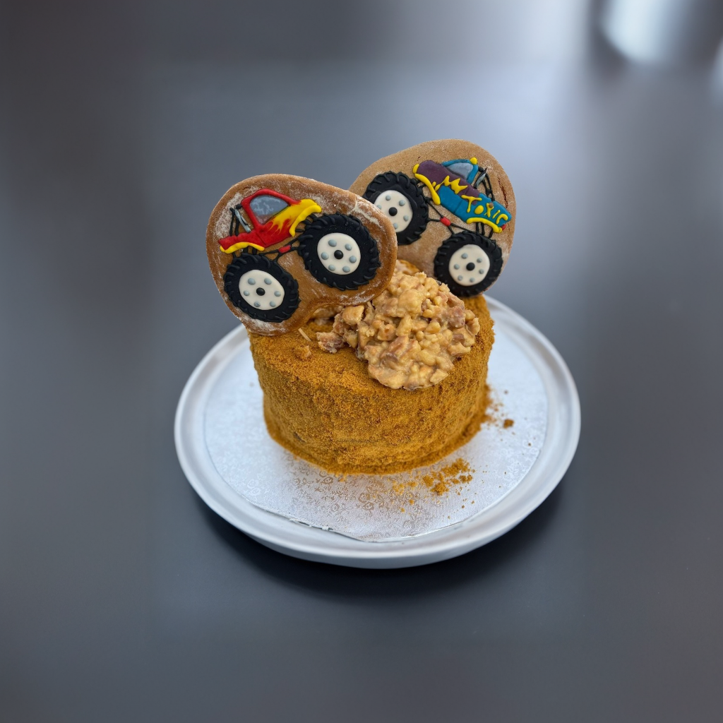 Домашний вкусный торт на день рождения из натуральных продуктов на любую тематику