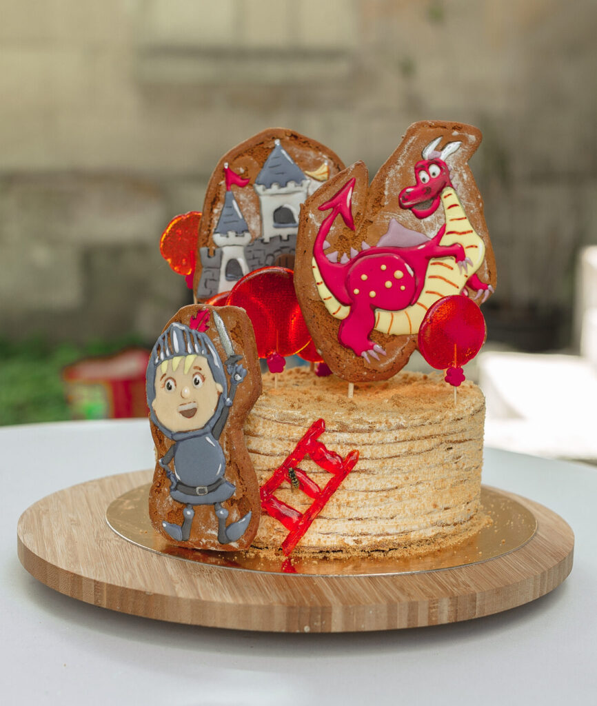 Домашний вкусный торт на день рождения из натуральных продуктов на любую тематику